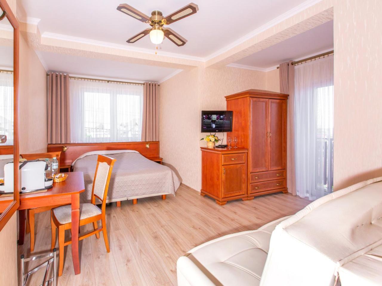 Bed and Breakfast Rades Владыславово Экстерьер фото